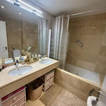 Golf Apartment